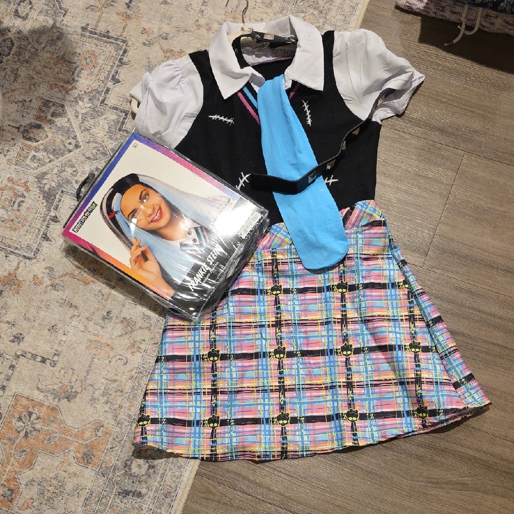 Spirit Kids Plaid Schoolgirl Costume with Blue Tie